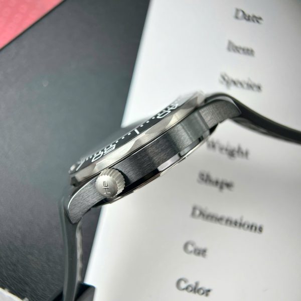 Omega Seamaster 300M Imitation Watches Black Dial Automatic Movement VS Factory 42mm - Image 8