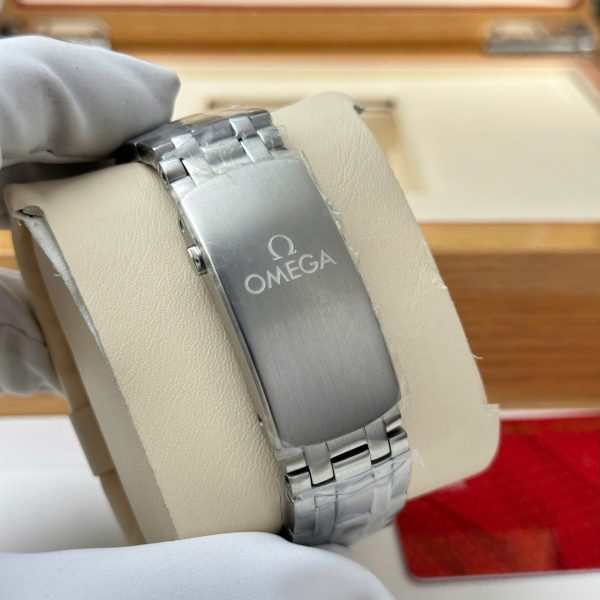 Omega Seamaster Diver 300M Replica Watches White Dial Metal Wire VS Factory 42mm - Image 10