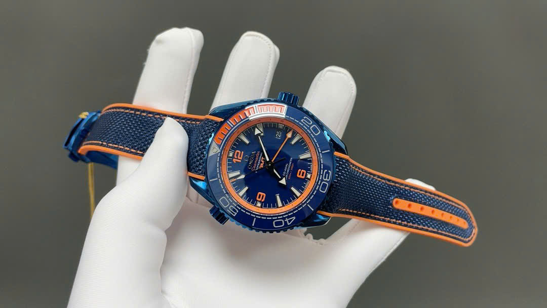 Omega Seamaster Planet Ocean Replica Watches Blue Dial Rubber Strap VS Factory 45.5mm