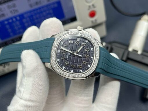 Patek Philippe Aquanaut 5268G Imitation Watches Charcoal Blue Dial Rubber Strap PPF Factory 38,8mm - Image 5
