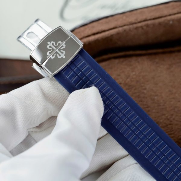 Patek Philippe Aquanaut 5968G Replica Watches Blue Dial Rubber Strap 42.2mm - Image 12