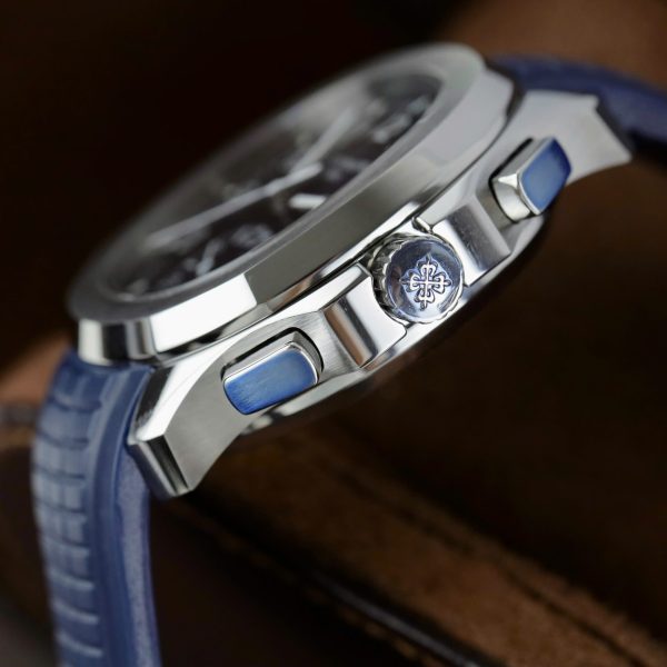 Patek Philippe Aquanaut 5968G Replica Watches Blue Dial Rubber Strap 42.2mm - Image 9