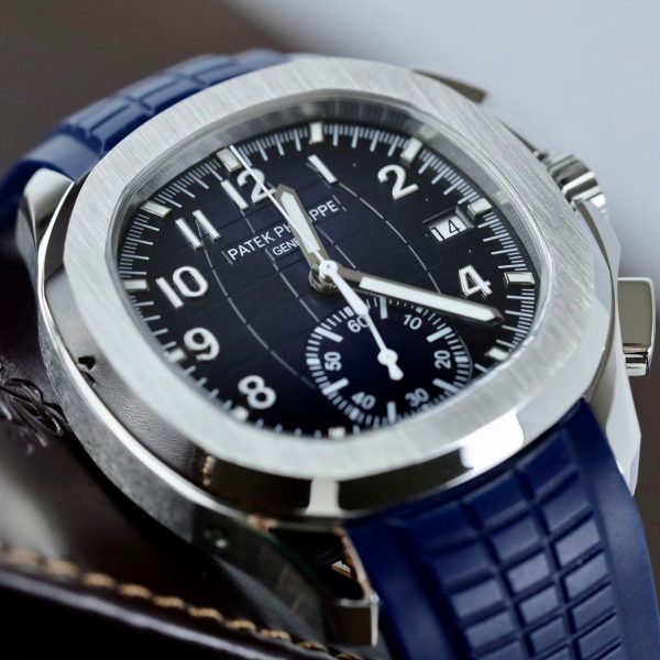 Patek Philippe Aquanaut 5968G Replica Watches Blue Dial Rubber Strap 42.2mm - Image 6