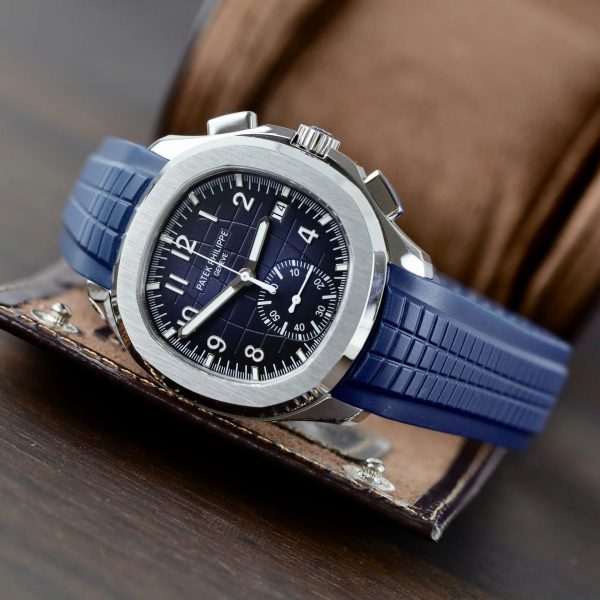 Patek Philippe Aquanaut 5968G Replica Watches Blue Dial Rubber Strap 42.2mm - Image 5