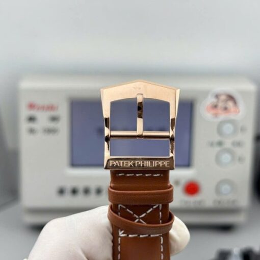 Patek Philippe Best Replica Watches Calatrava Pilot Travel Time 5524R Brown Dial Leather Strap 42mm - Image 9