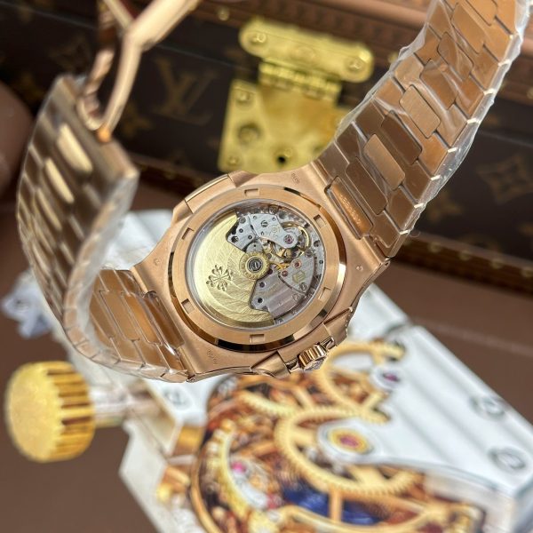 Patek Philippe Nautilus 5711 Rose Gold Replica Watches Brown Dial Metal Wire BBF Factory 40mm - Image 10