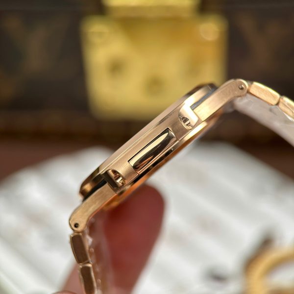 Patek Philippe Nautilus 5711 Rose Gold Replica Watches Brown Dial Metal Wire BBF Factory 40mm - Image 9