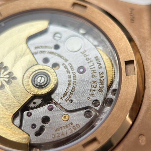 Patek Philippe Nautilus 5711 Rose Gold Replica Watches Brown Dial Metal Wire BBF Factory 40mm - Image 12
