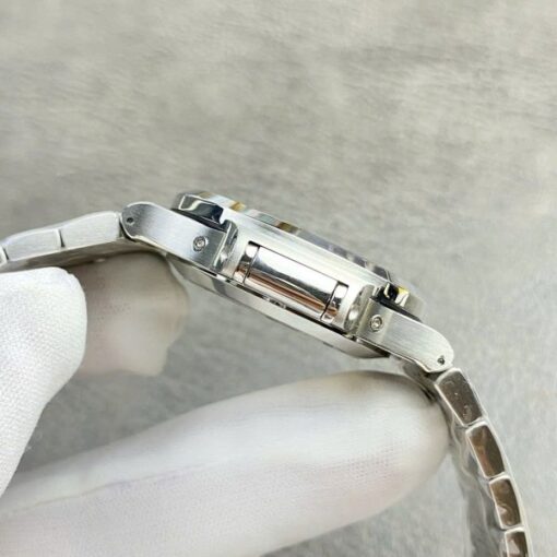 Patek Philippe Luxury Imitation Watches Nautilus 5726 Automatic Movement 40.5mm - Image 7
