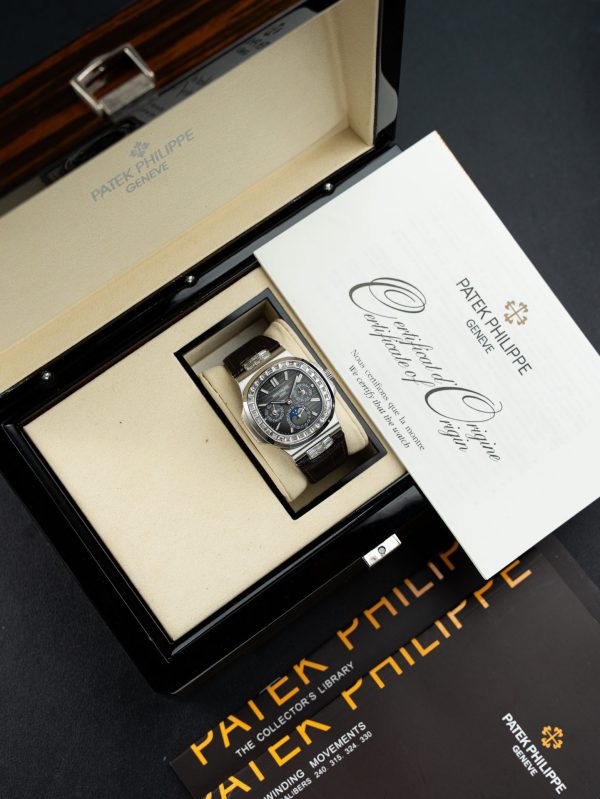 Patek Philippe Nautilus 5740 Knock Off Watches Gray Dial Automatic Movement Leather Strap 40mm - Image 3