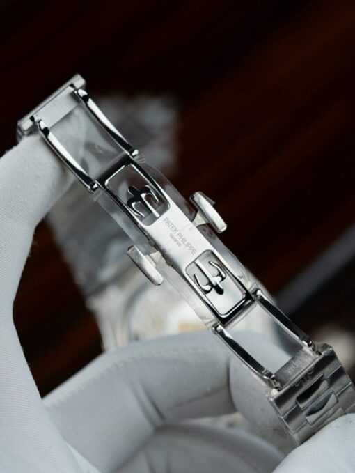 Patek Philippe Nautilus 5740 Replica Watches White Dial Automatic Movement 40mm - Image 17