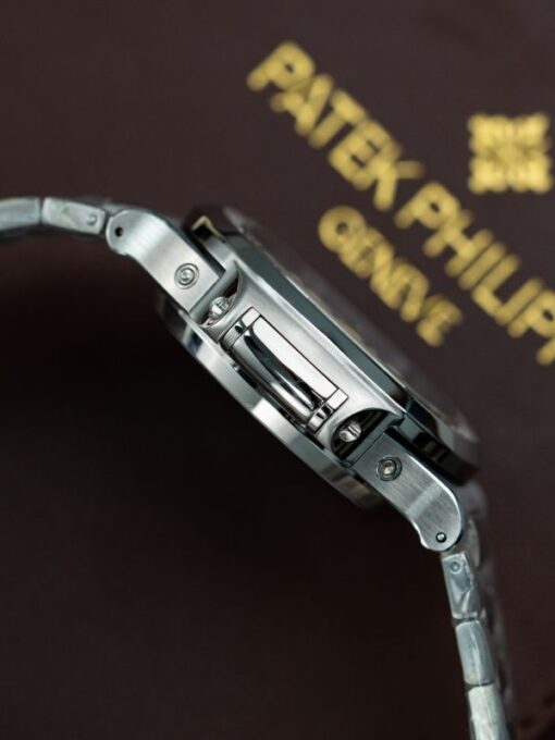 Patek Philippe Nautilus 5740 Replica Watches White Dial Automatic Movement 40mm - Image 10