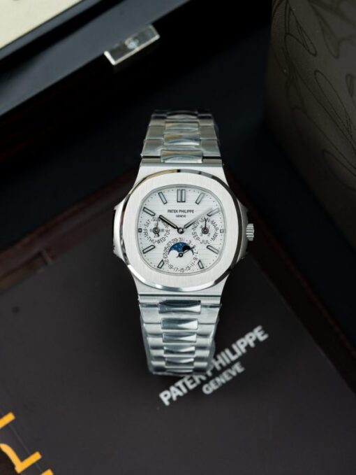 Patek Philippe Nautilus 5740 Replica Watches White Dial Automatic Movement 40mm - Image 2