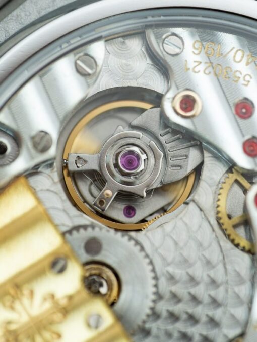 Patek Philippe Nautilus 5740 Replica Watches White Dial Automatic Movement 40mm - Image 13