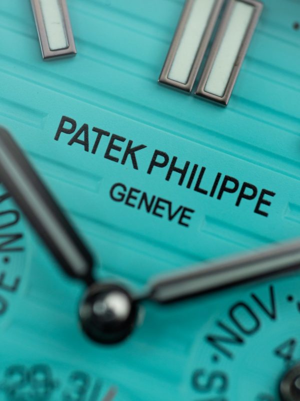 Patek Philippe Nautilus 5740 Luxury Fake Watches Tiffany Dial Automatic Movement 40mm - Image 5