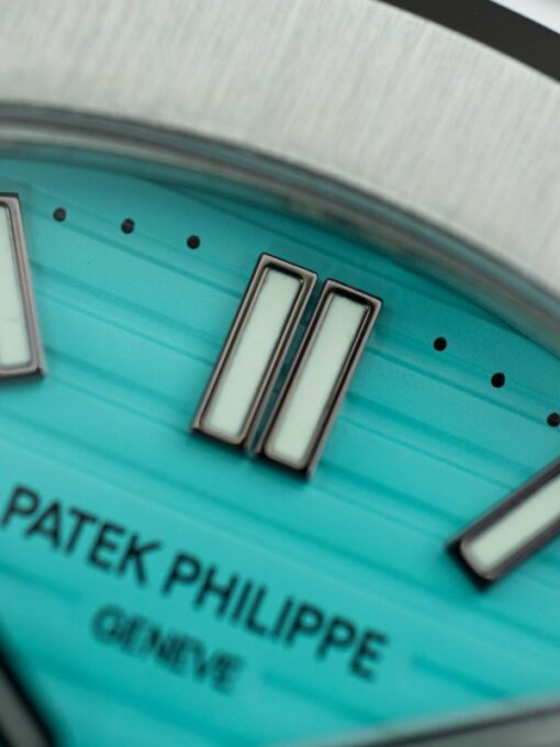 Patek Philippe Nautilus 5740 Luxury Fake Watches Tiffany Dial Automatic Movement 40mm - Image 4