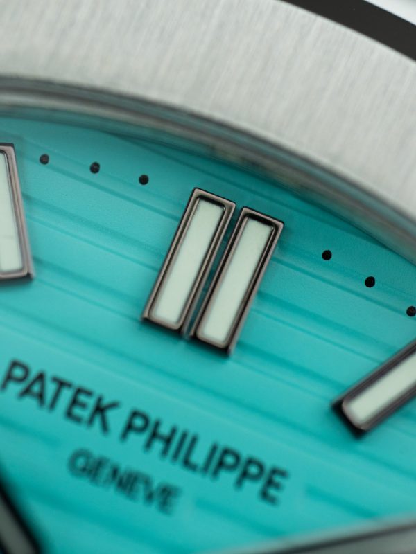 Patek Philippe Nautilus 5740 Luxury Fake Watches Tiffany Dial Automatic Movement 40mm - Image 4