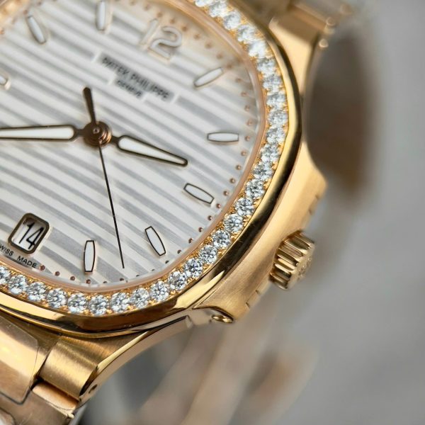 Patek Philippe Nautilus 7118 Replica Watches White Dial Bezel Moissanite Diamonds Custom 35.2mm - Image 7
