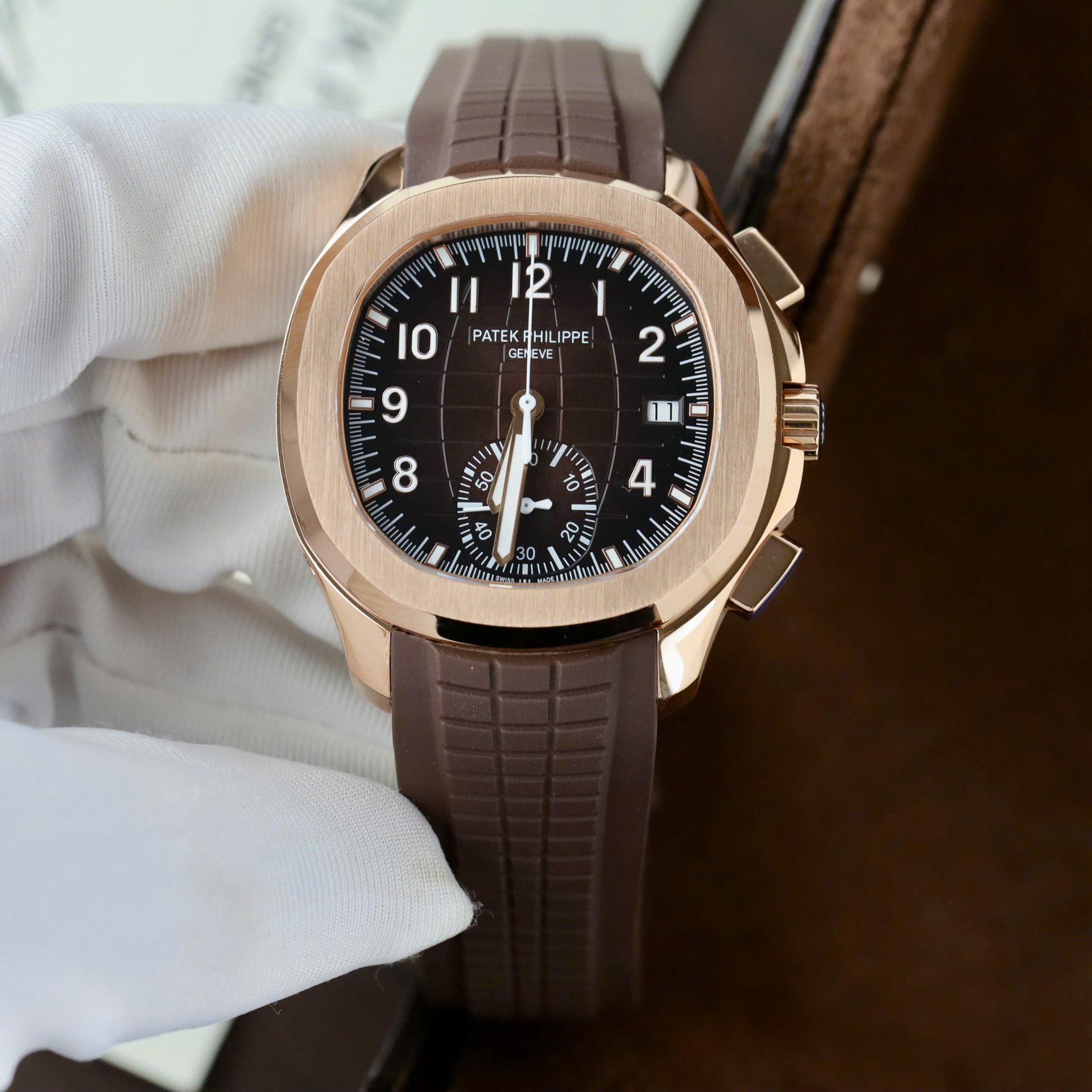 Patek Philippe Replica Watches Aquanaut 5968 Brown Dial Rubber Strap 42.2mm