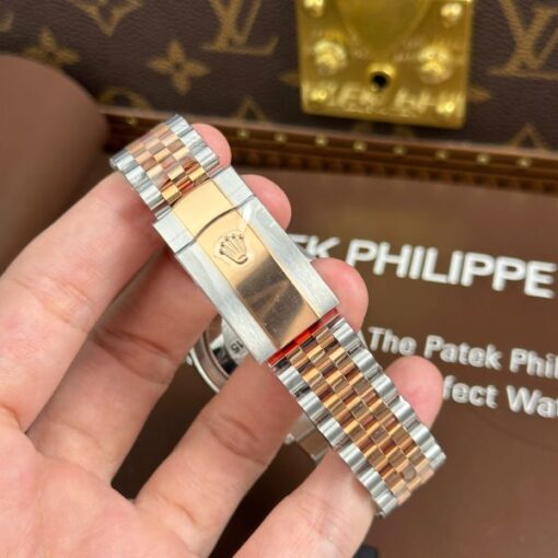 Rolex DateJust 126231 Luxury Fake Watches White Dial With Creased Pattern VS Factory 36mm - Image 12