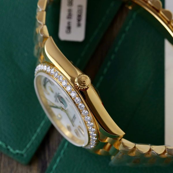 Rolex Day-Date MOP Dial Imitation Watches 18K Gold Wrapped + Bezel Moissanite Diamonds GM Factory 40mm - Image 8