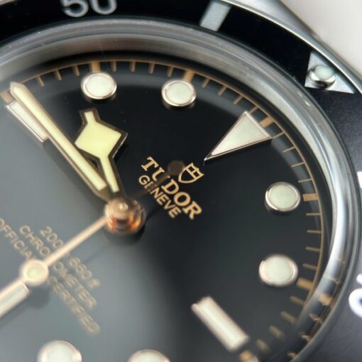 Tudor Black Bay Fifty Four Imitation Watches Black Dial Automatic Movement ZF Factory 37mm - Image 5