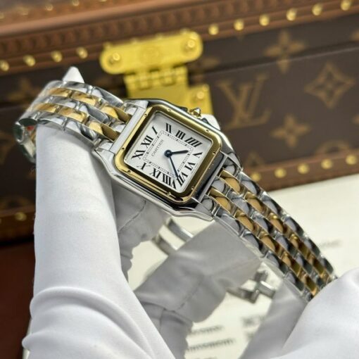 Cartier Panthere Fake Watches White Dial Metal Wire BV Factory 27x36mm - Image 4