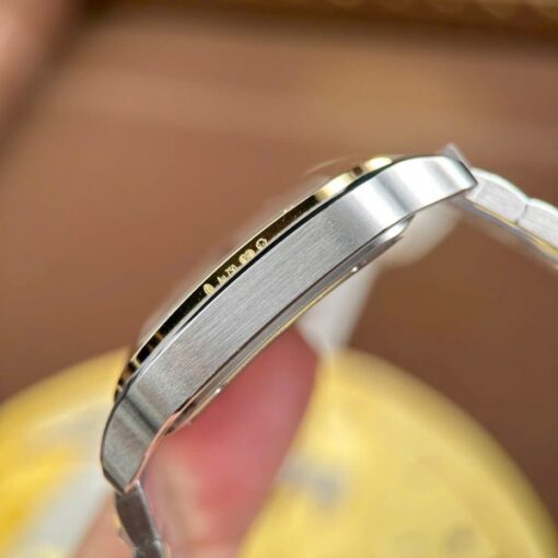 Cartier Santos Imitation Watches Skeleton Dial Bezel Yellow 39.8mm - Image 10