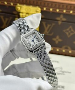Alternative view of Cartier Panthere Mini Luxury Fake Watches White Dial Quartz Movement BV Factory 23x30mm