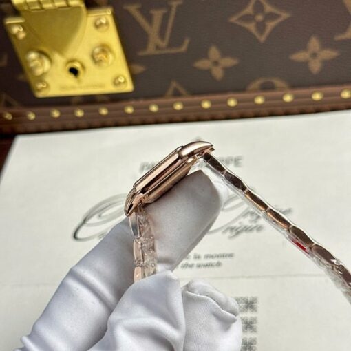 Cartier Panthere Women Luxury Imitation Watches White Dial Quartz Movement BV Factory 23x30mm - Image 8