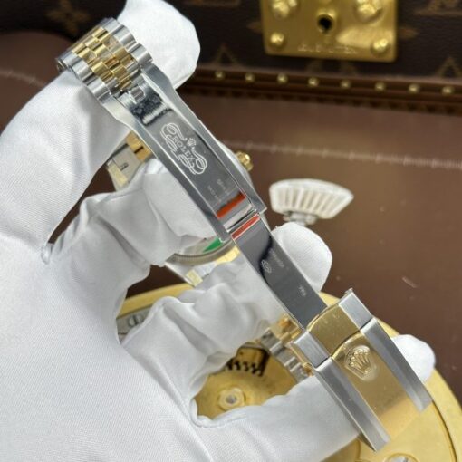 Rolex DateJust Luxury Imitation Watches Yellow Dial Jubilee Strap AR Factory 36mm - Image 15