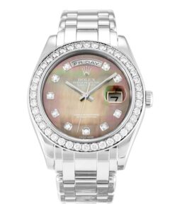 Alternative view of Replica Rolex Day-Date 18946